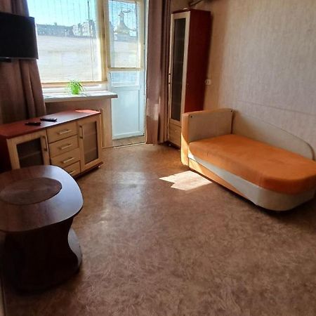 Apartment 2 Rooms Slobozhansky Prospekt Nizhnedneprovsk Exterior photo