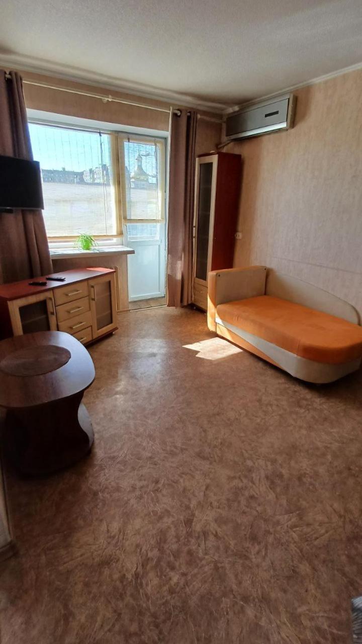 Apartment 2 Rooms Slobozhansky Prospekt Nizhnedneprovsk Exterior photo