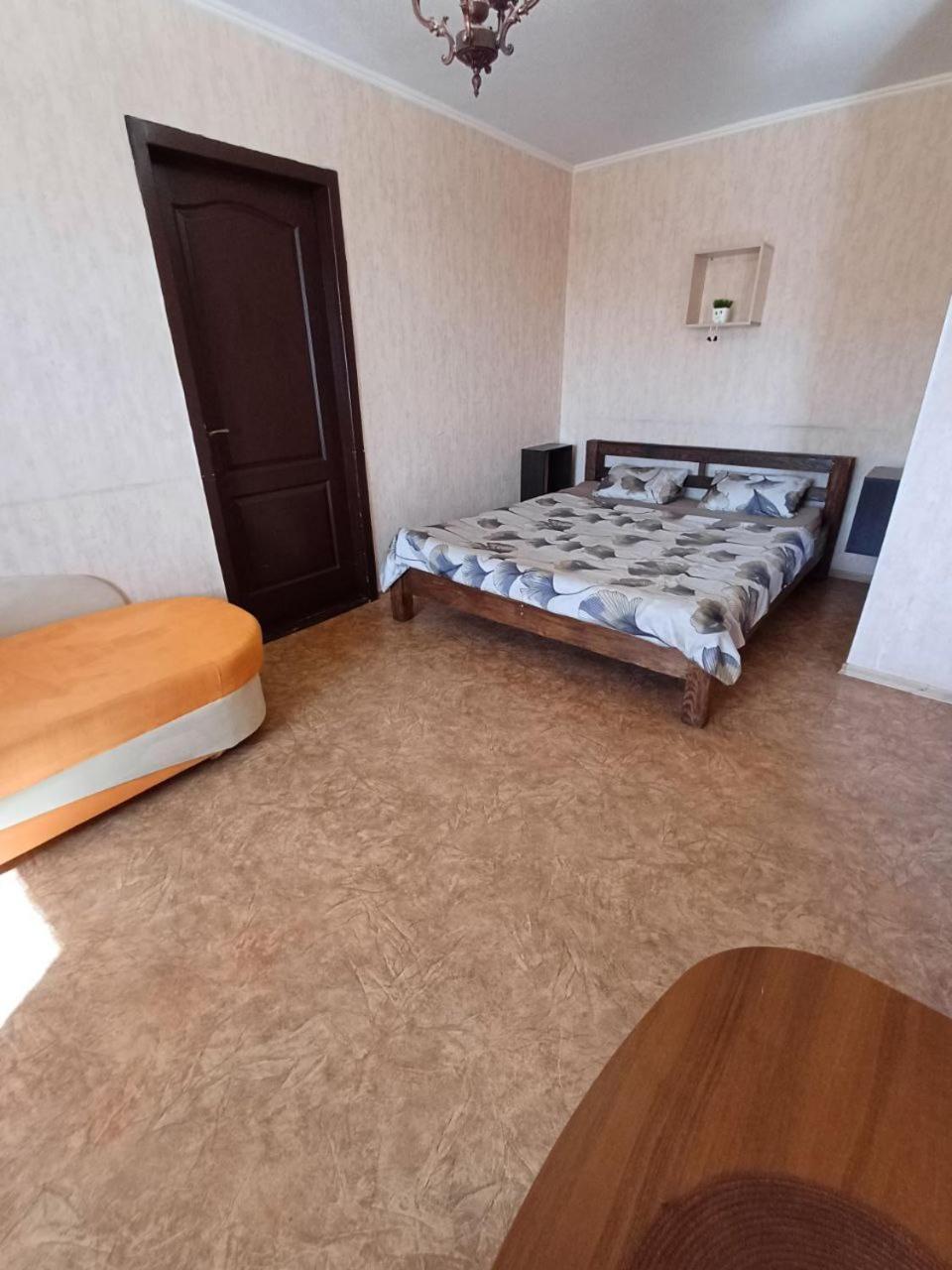 Apartment 2 Rooms Slobozhansky Prospekt Nizhnedneprovsk Exterior photo